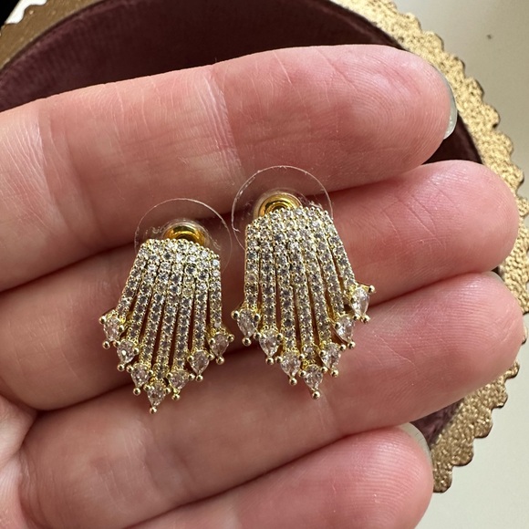Jewelry - Unique Gold Crystal Fan Earrings Statement Bridal Bridesmaid Party Jewelry BNWOT